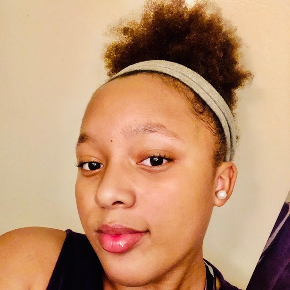 Meet your Posher, Logan - Picture 1 of 1